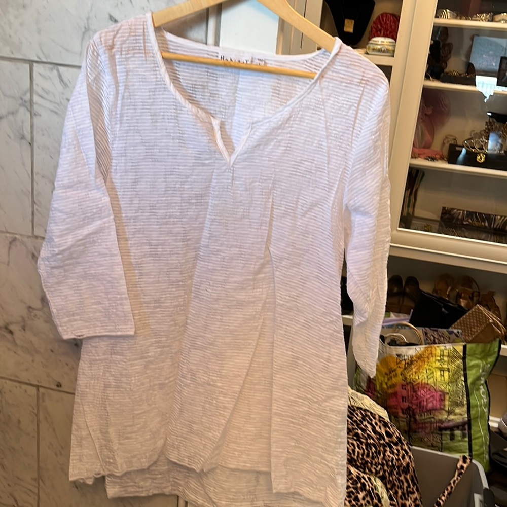 White tunic habitat top